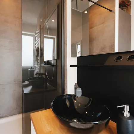 Neu I Stilvoll I Boxspring I Smart Tv I Zentral Appartement Augsburg