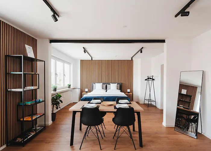 Neu I Stilvoll I Boxspring I Smart Tv I Zentral Augsburgo