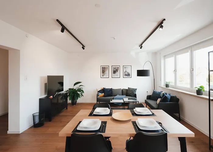 Neu I Stilvoll I Boxspring I Smart Tv I Zentral *